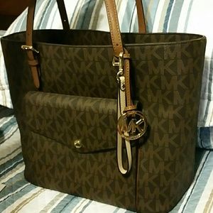 Michael Kors Tote